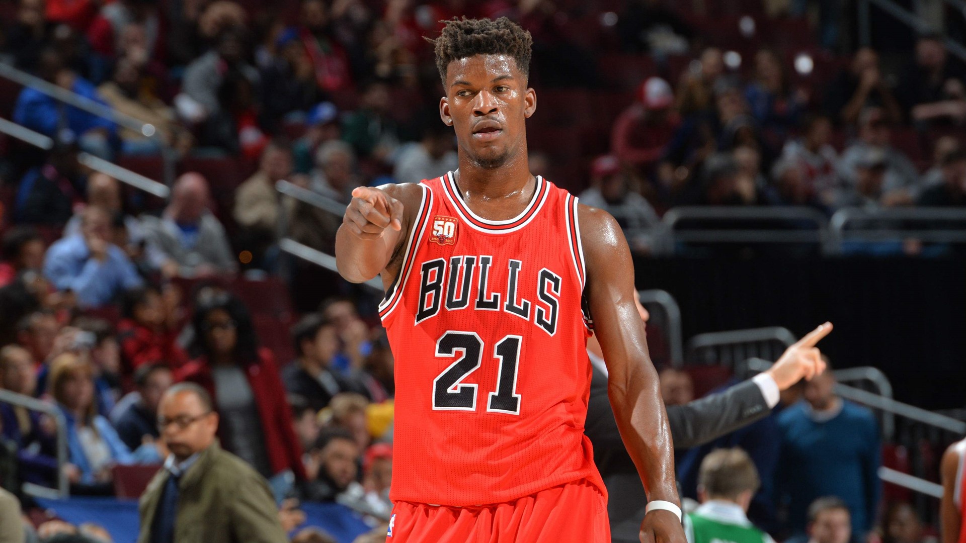 j9九游会首页入口 - 巴特勒在公牛比赛中连败，关键助攻引发热议！